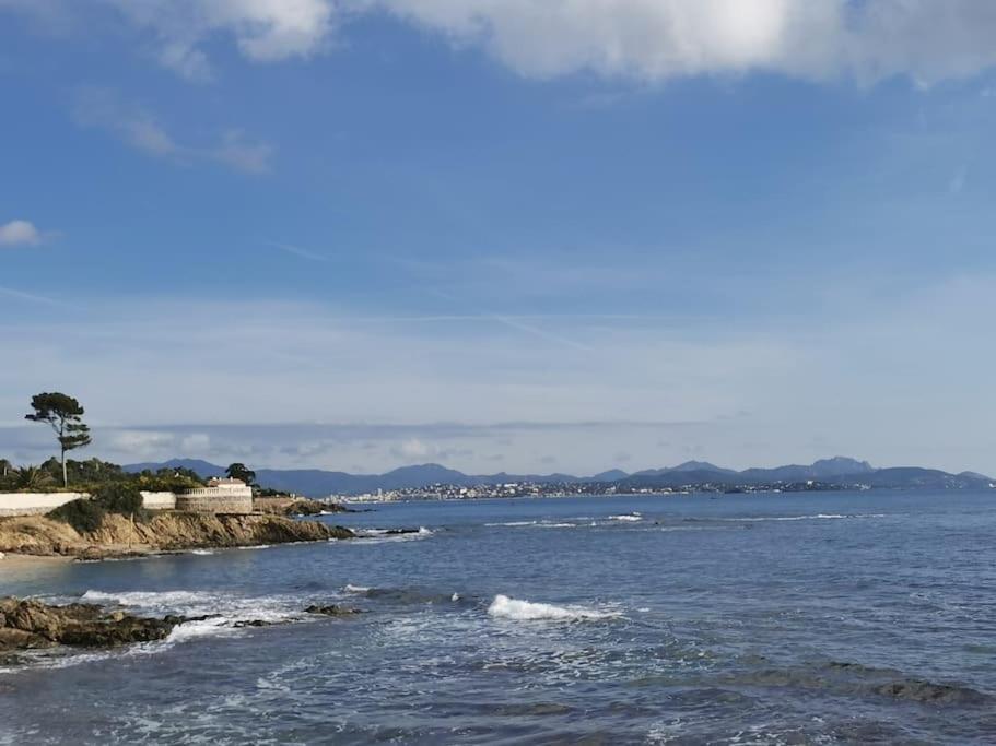 Appartement La Tranquillite, 2Mn A Pieds Mer Fréjus Extérieur photo