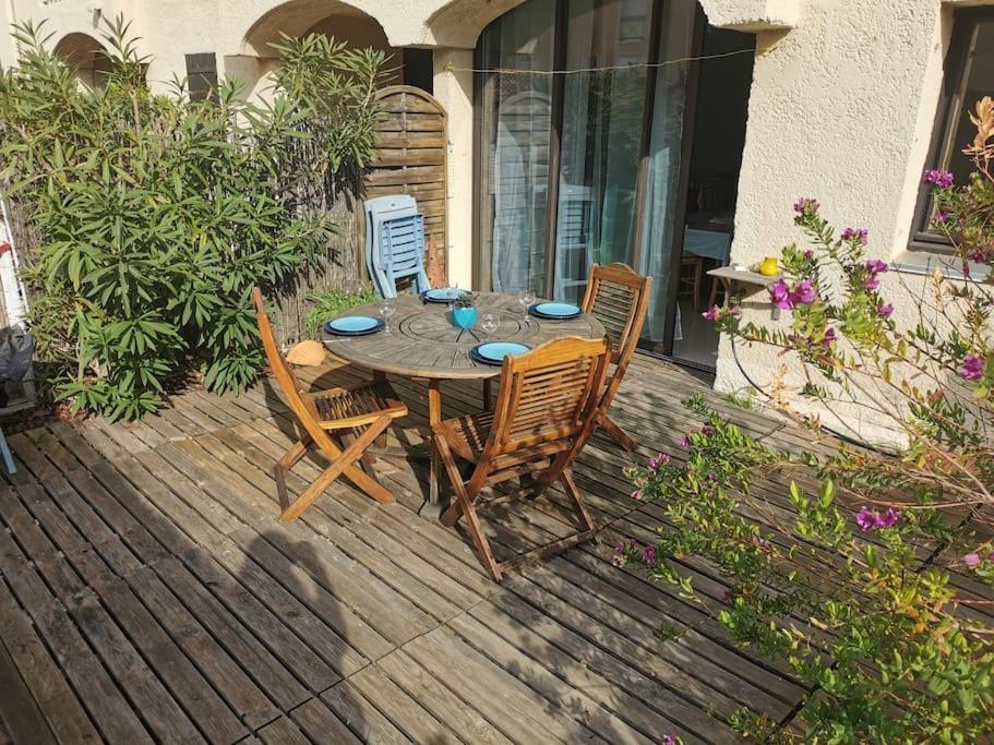 Appartement La Tranquillite, 2Mn A Pieds Mer Fréjus Extérieur photo